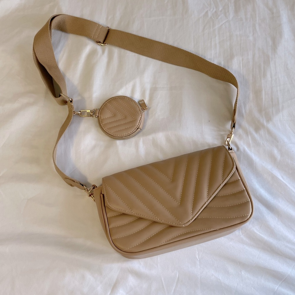 Cross body purse